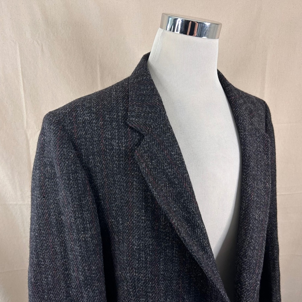 Harris Tweed 46L Vintage Blazer 100% Wool Gray Red Speckled Two Button Vented